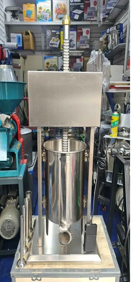 Embutidora Eléctrica de 10 Litros